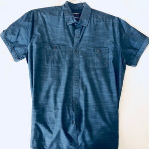 Express Mens’s Short Sleeved Button-up